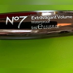 No7 BOOTS extravagant Mascara Brown Black waterproof factory sealed NEW Germany